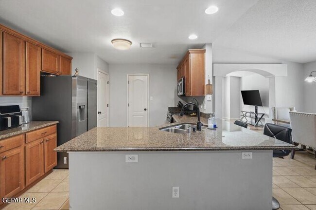 Building Photo - 3240 Bell Point Dr