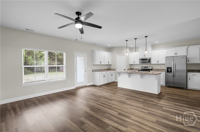 Building Photo - 1039 Meloney Dr
