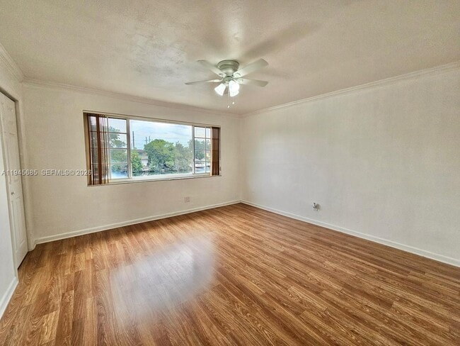 Building Photo - 0000 00000