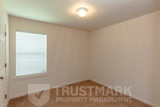 Building Photo - 3204 Canadian River Loop