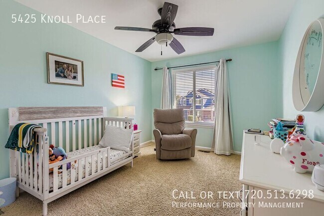 Building Photo - 5425 E Knoll Pl