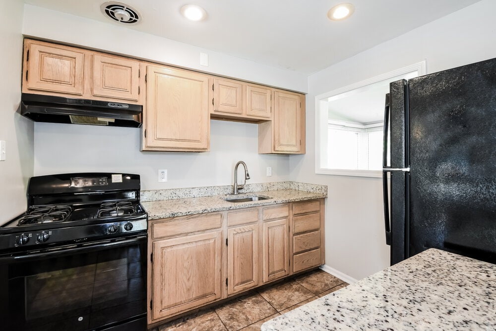 Building Photo - 1413 Corinth Dr