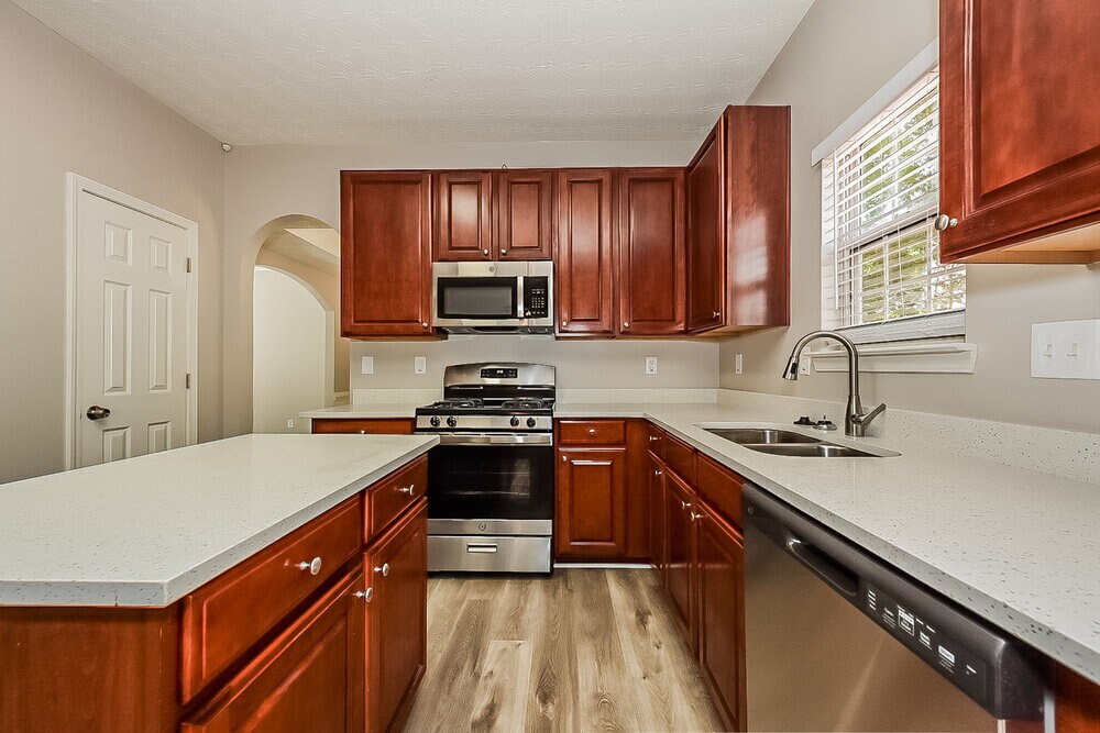 Building Photo - 135 Greenland Dr