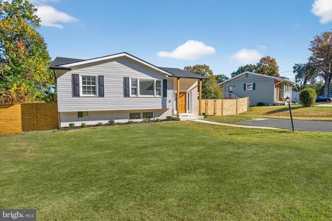 Building Photo - 8915 Sylvania St