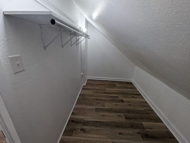 Building Photo - Remodeled 2-Bedroom Home with Main Floor Laundry & Two Car Garage