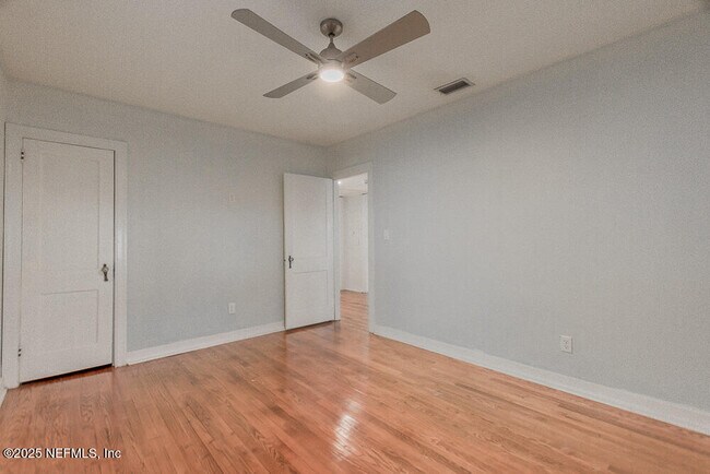 Building Photo - 3620 Myra St