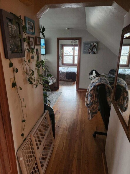 Hardwood Floors - 1206 S 73rd St