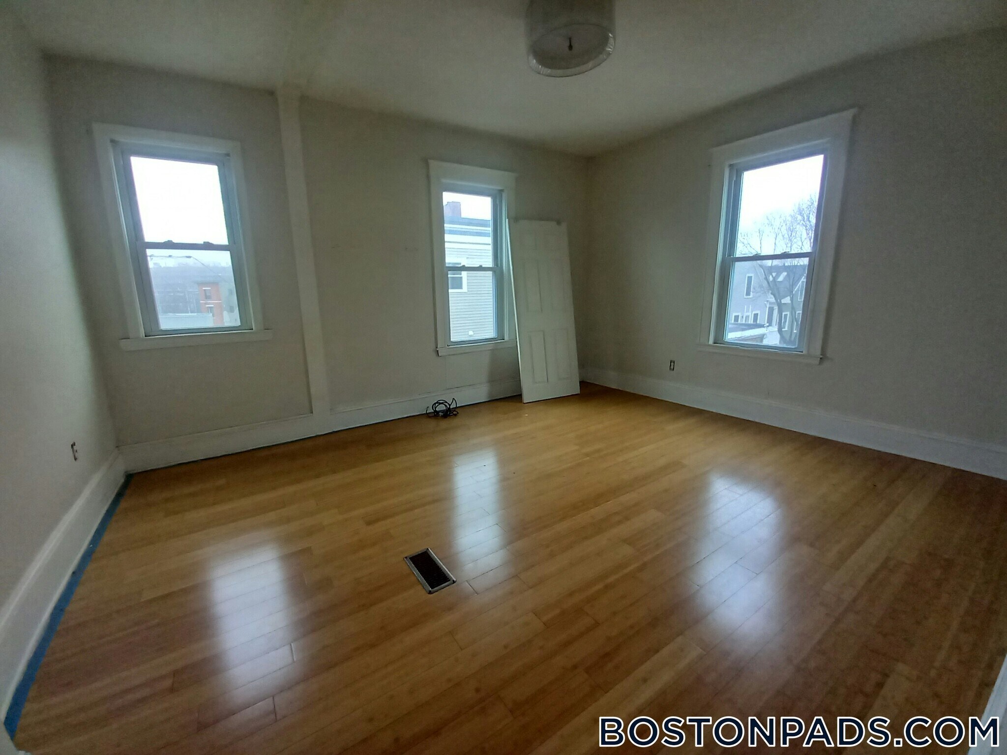 Building Photo - 339 Allston St