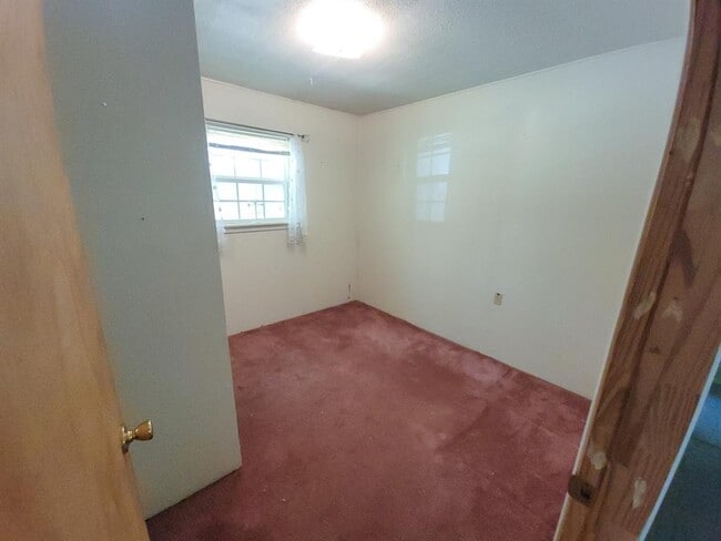 Building Photo - 11 Winding Ridge