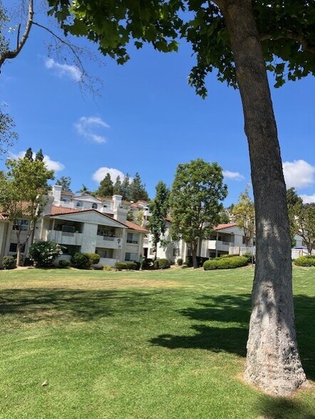 Building Photo - 2623 Antonio Dr