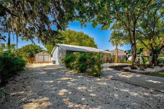 Building Photo - 426 Eagles Nest Ln