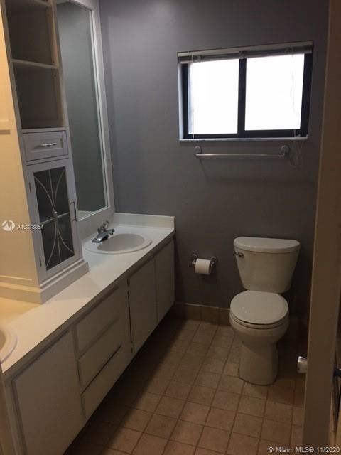 Building Photo - 8725 Cleary Blvd