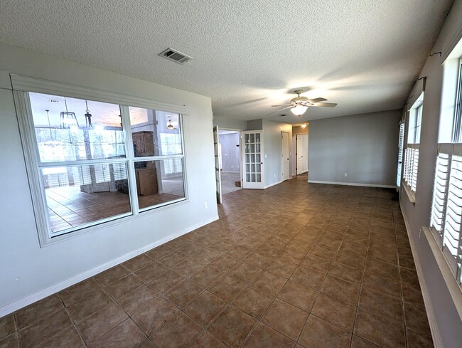 Building Photo - 1822 Brooke Beach Dr