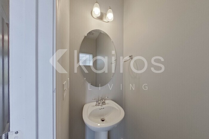 Building Photo - 151 Dudley Wy