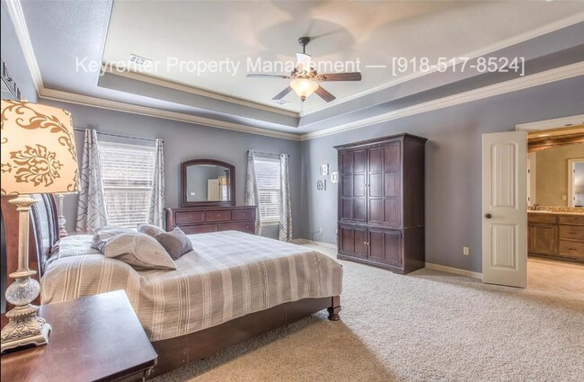 Building Photo - 5 Bed 4 Bath Rental Home Bixby