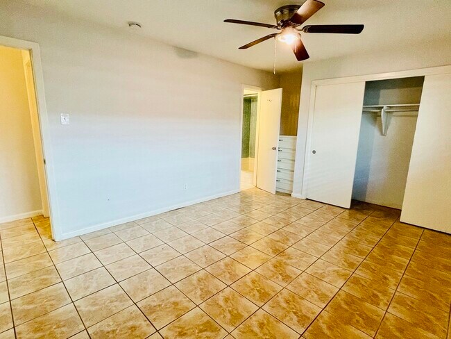 Building Photo - 4733 Merwin St
