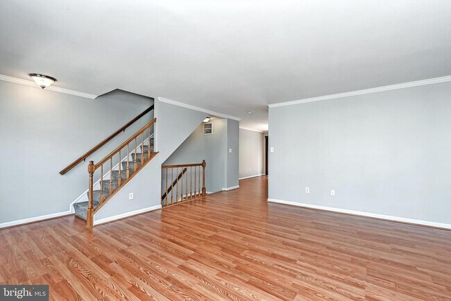 Building Photo - 105 Sunny Hill Ct