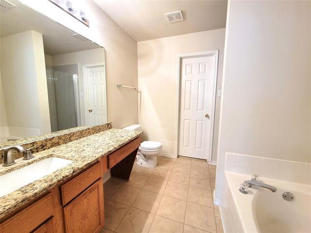 Building Photo - 2603 Hidden Valley Dr