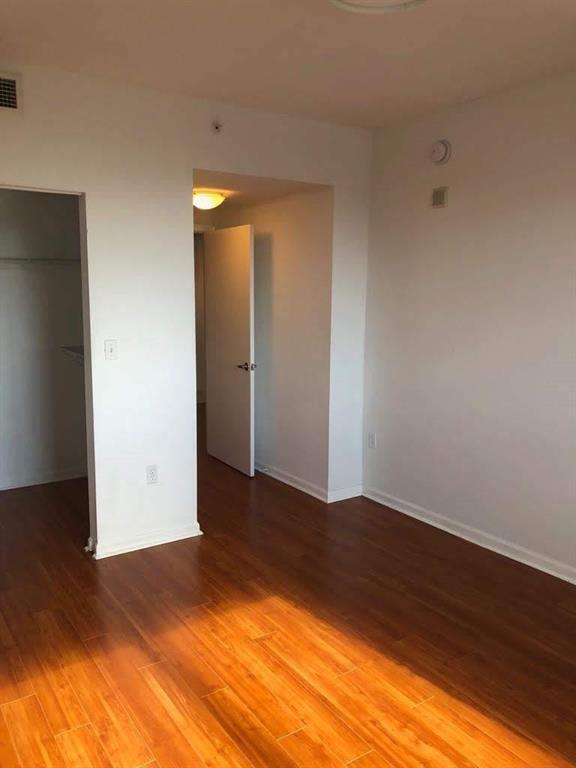 Building Photo - 18800 NE 29th Ave