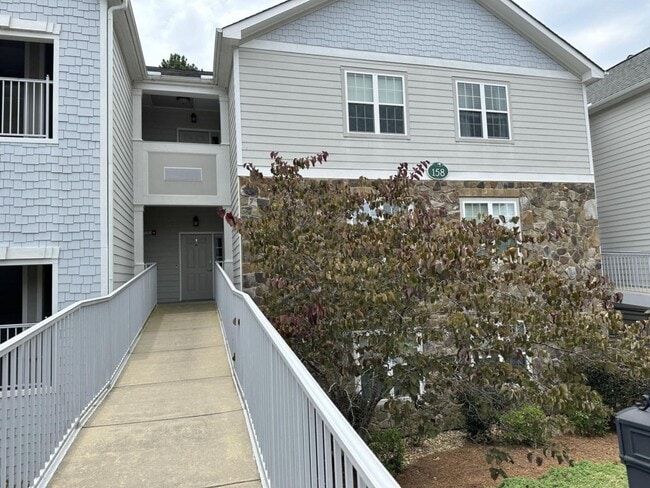 Primary Photo - Condo in gated Anderson Creek Club!