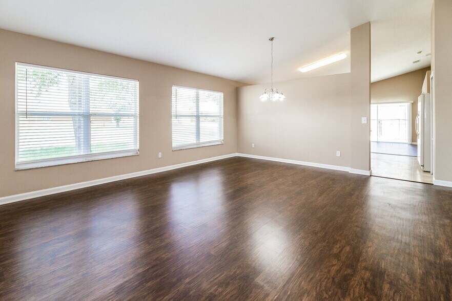 Building Photo - 3048 Merlot Way