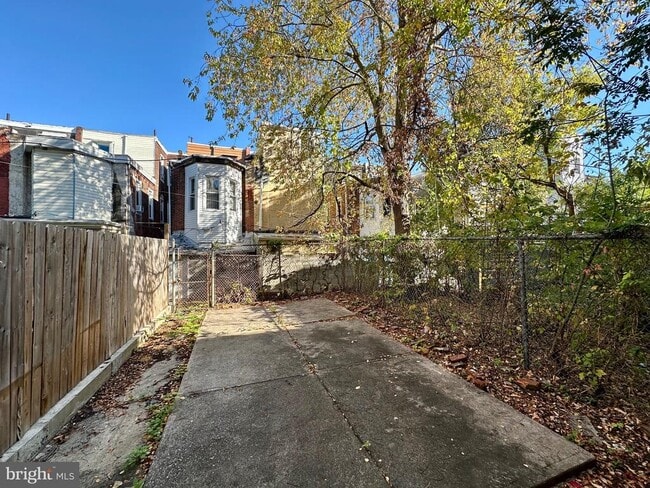 Building Photo - 1849 N 17th St