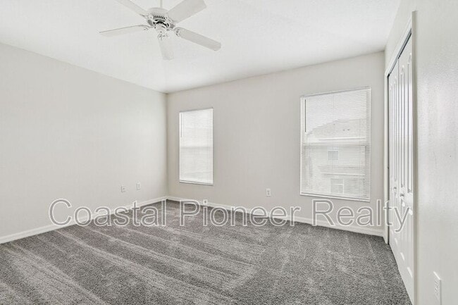 Building Photo - 6723 Lake Camden Way