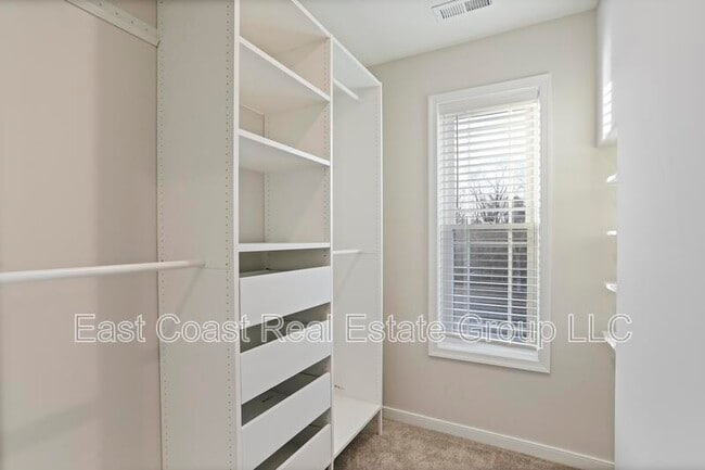 Building Photo - 530 N Third St