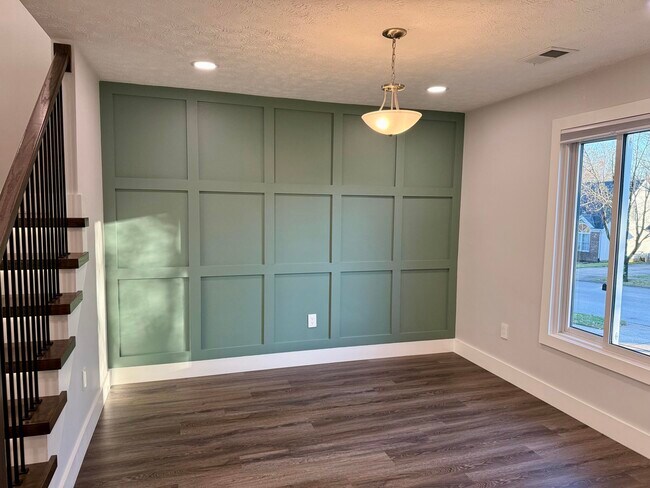 Building Photo - 2613 Ashbrooke Dr