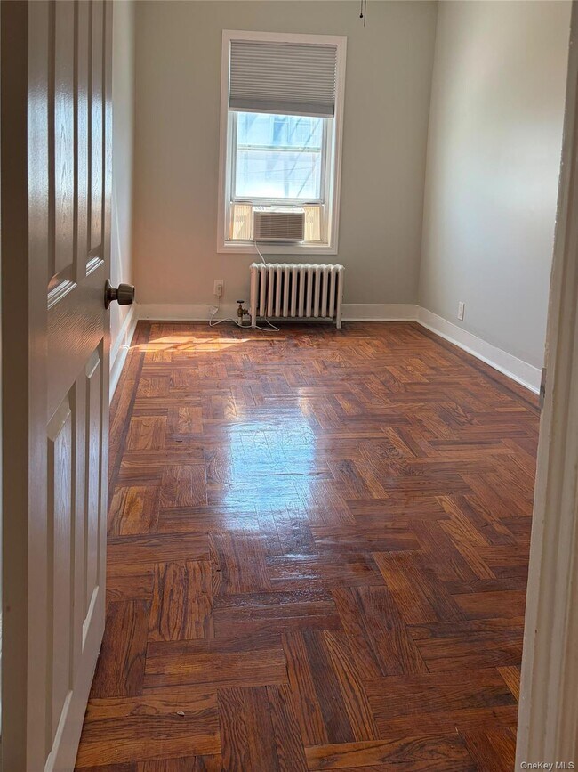 Building Photo - 47-35 38th St