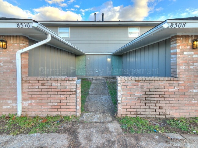 Building Photo - 8510 Candlewood Dr