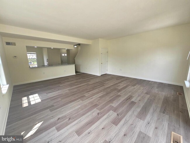 Building Photo - 124 Bay Hill Ln