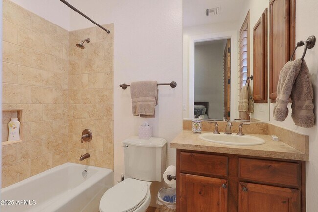 Building Photo - 9973 E Edgestone Dr