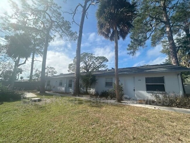 Building Photo - 5344 Cotee River Dr