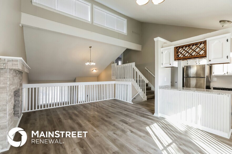 Building Photo - 1813 NE Gatewood Dr