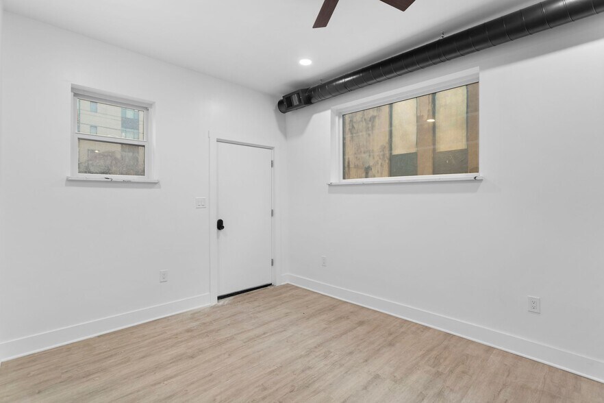 Bedroom - 2035 Forbes Ave