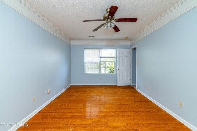 Building Photo - 203 Sweetgum Ln