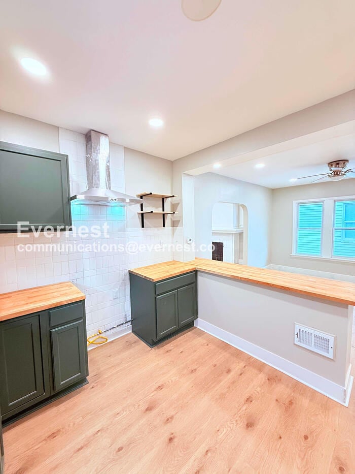 Building Photo - 5133 Whitfield St