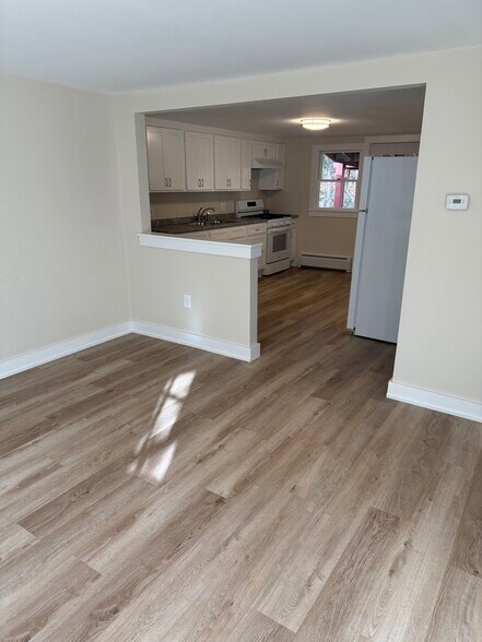 Building Photo - 146 Mormon Hollow Rd