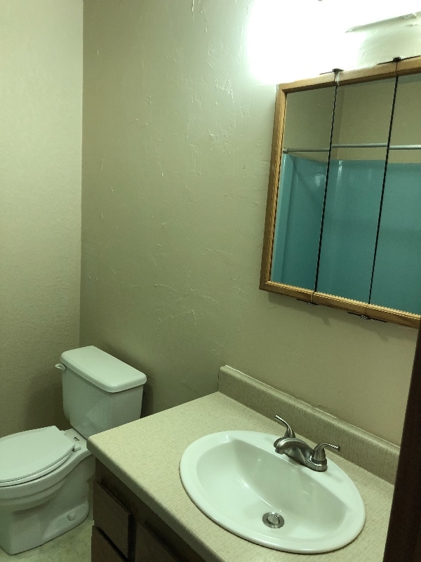 Building Photo - 622 Oakmont Rd