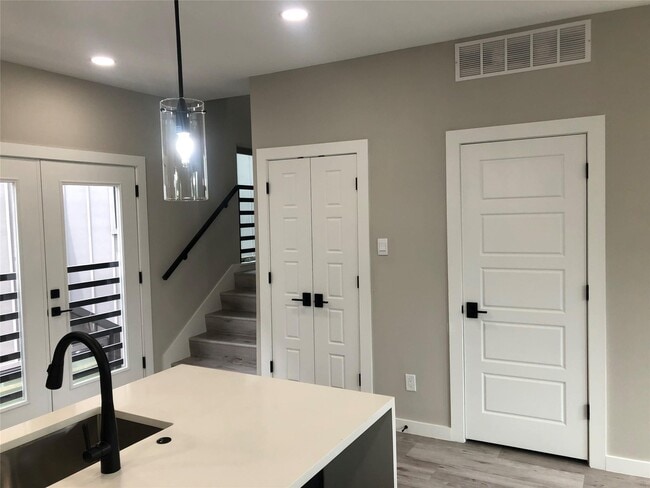 Interior Photo - Noble Vista Luxury Townhomes