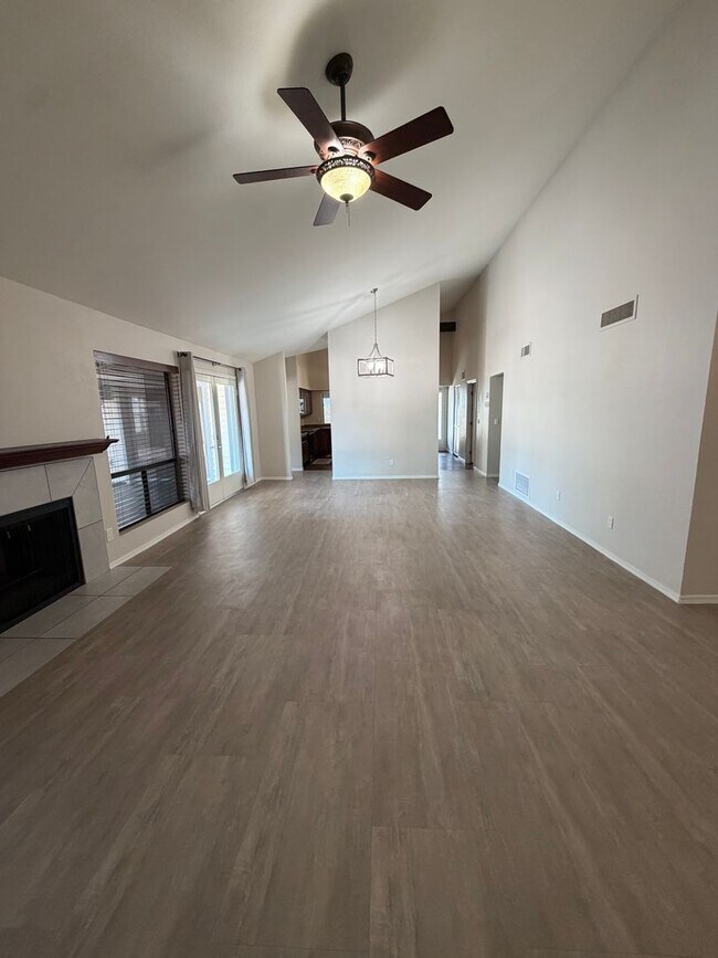 Building Photo - Spacious 3 Bed Tempe Home for Rent!