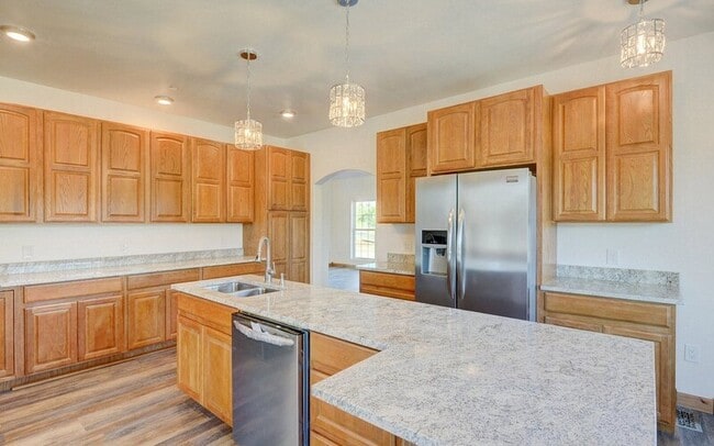 Building Photo - 6820 Willow Vista Ct