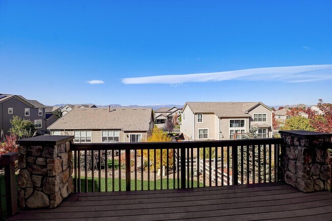 Building Photo - 16653 Edwards Way