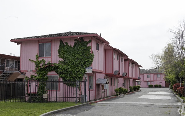 Building Photo - 27389 Tyrrell Ave