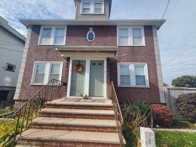 Building Photo - 1 Grayson St