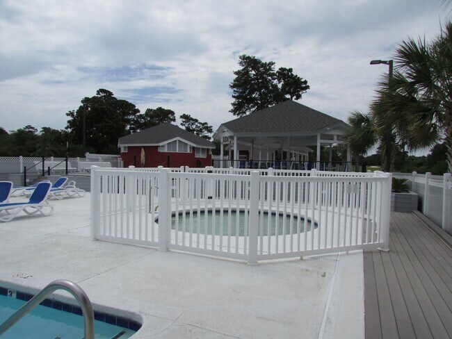 Building Photo - 3 Bedroom 2 Bathroom New Construction Hous...