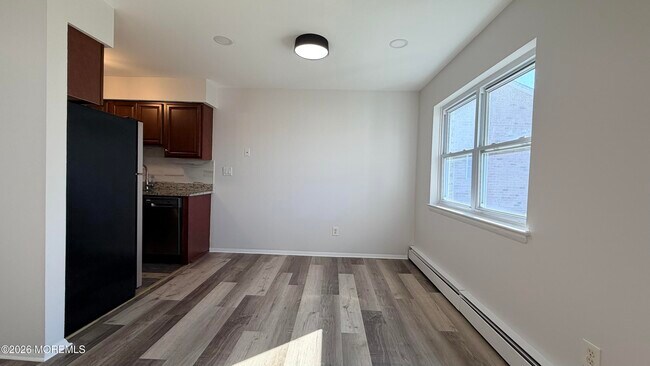 Building Photo - 4 Windsor Terrace