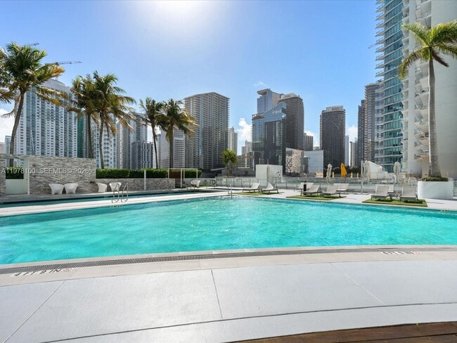 Building Photo - 90 SW 3rd St