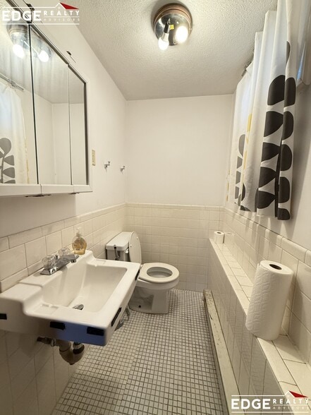 Building Photo - 29 Washington Ave